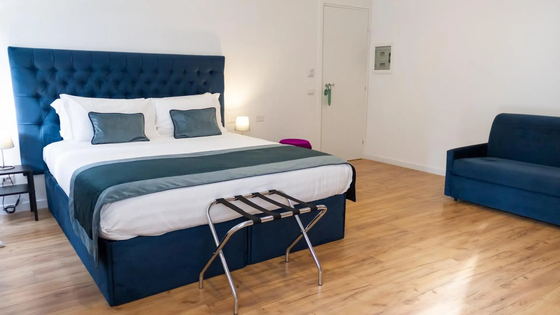 Home At Rome St. Peter Rooms&Apartment