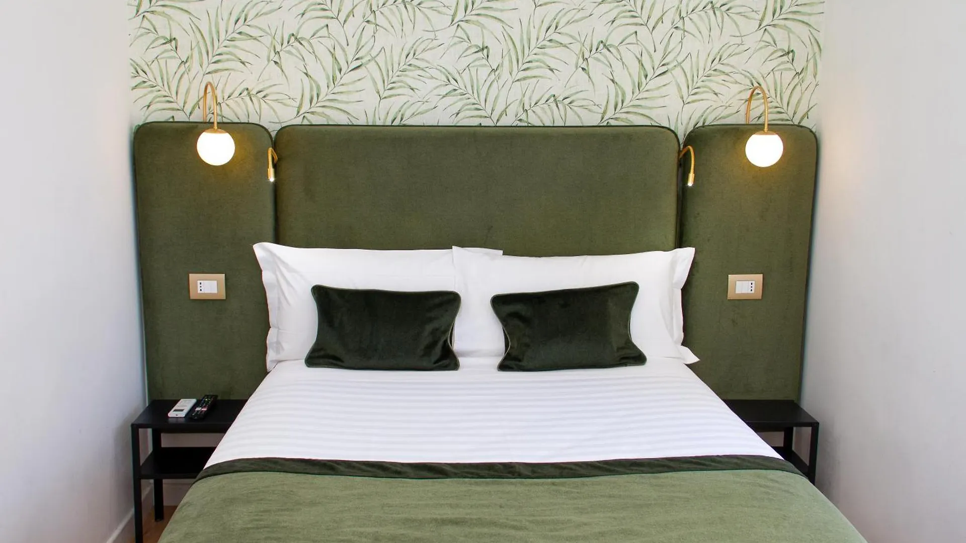 Home At Rome St. Peter Rooms&Apartment Italie