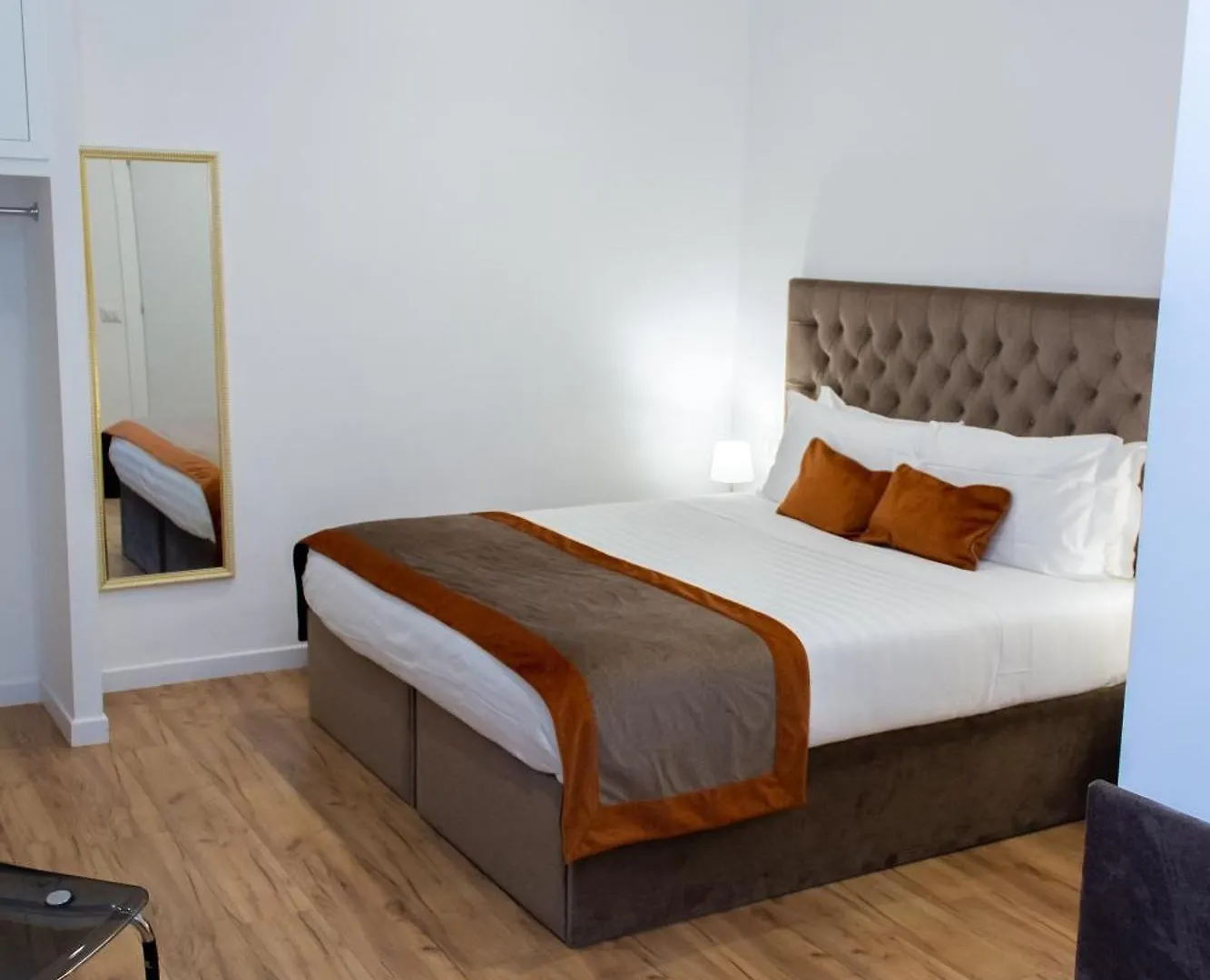 Home At Rome St. Peter Rooms&Apartment 0*,  Italie