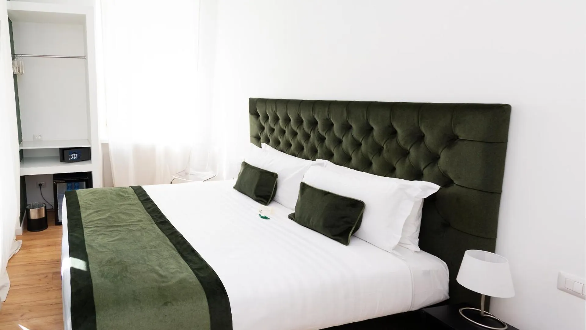 Home At Rome St. Peter Rooms&Apartment Italie