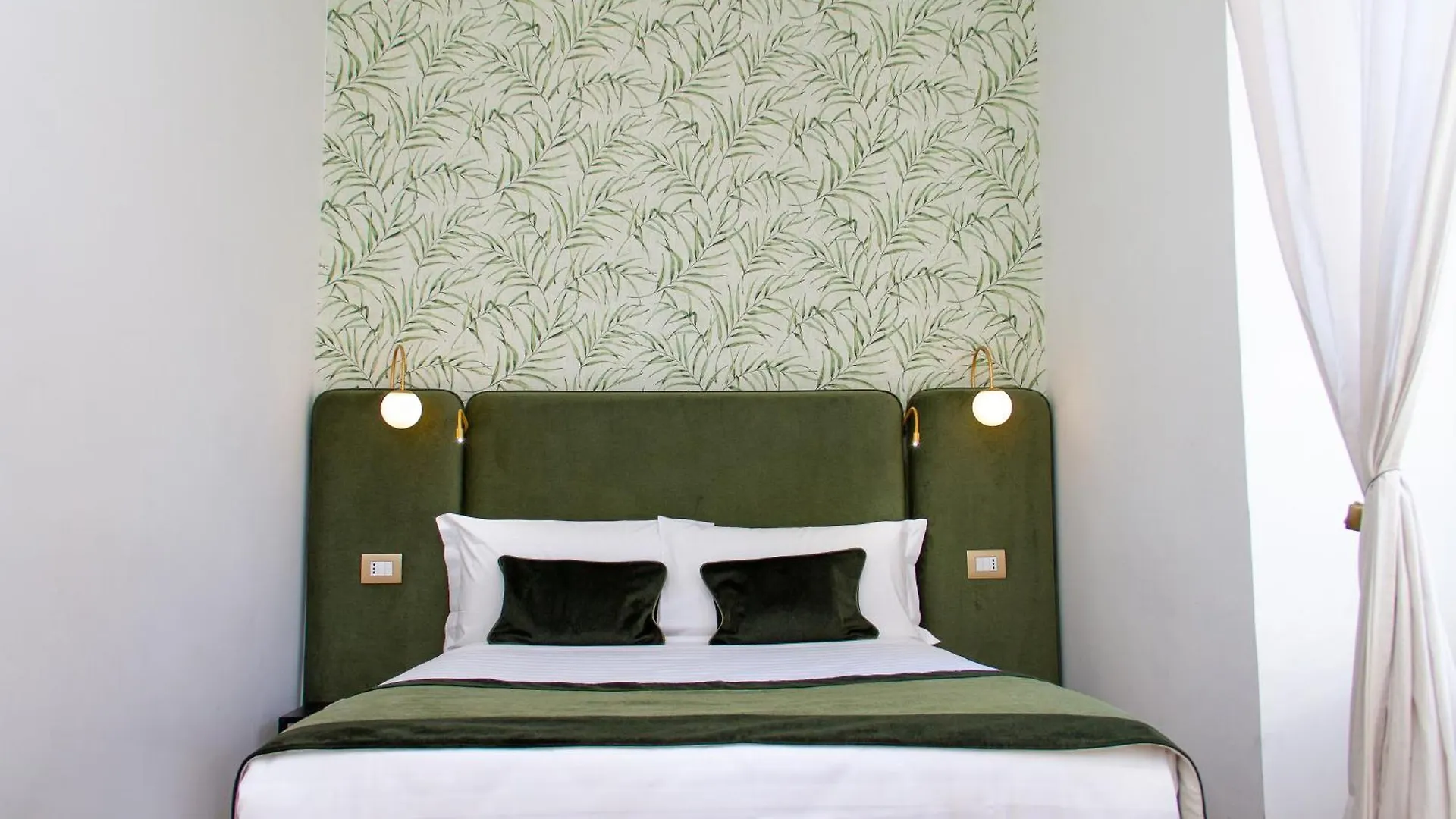 Home At Rome St. Peter Rooms&Apartment