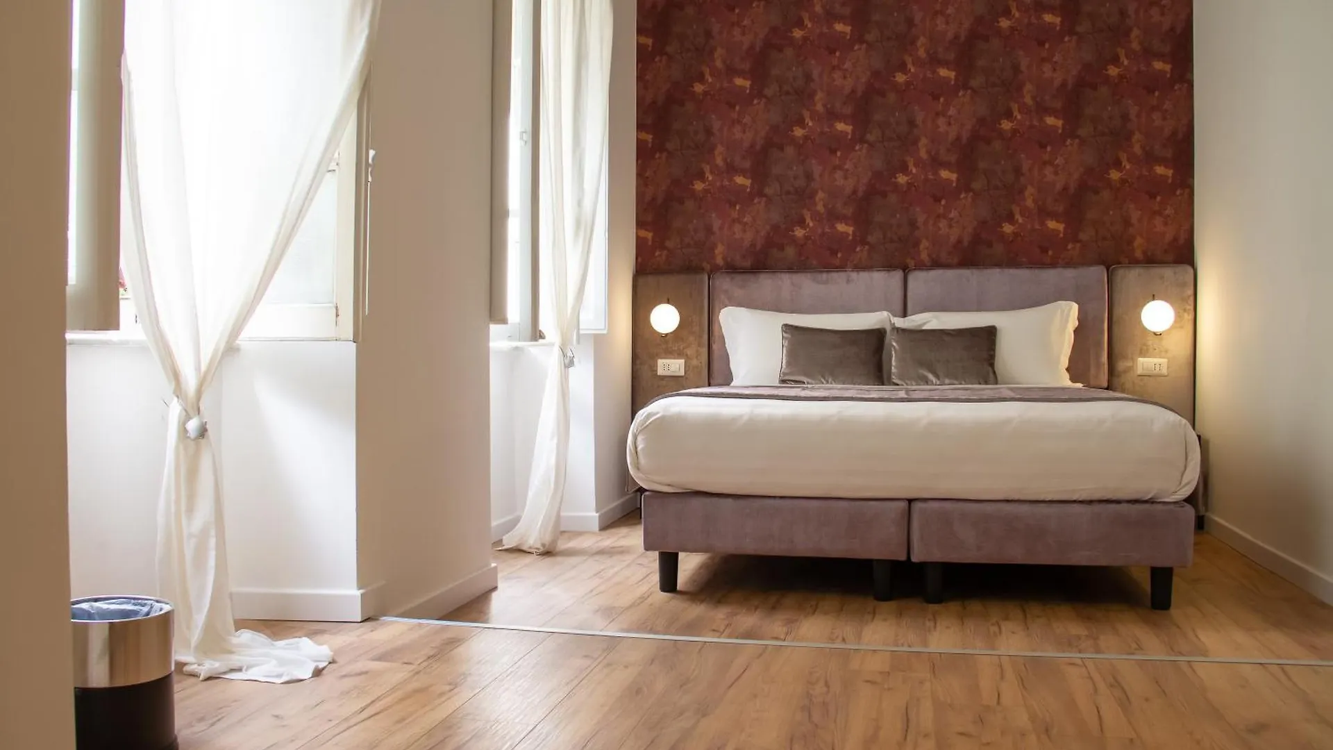 Affittacamere Home At Rome St. Peter Rooms&Apartment Italia